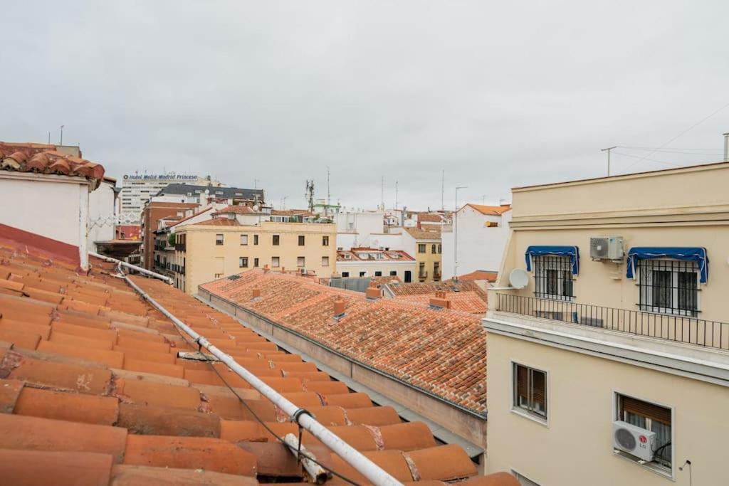 Victor Apartments Plaza Espana مدريد المظهر الخارجي الصورة